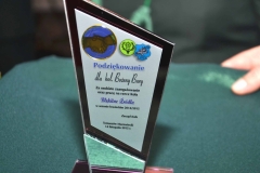 25_20151121_1806938721