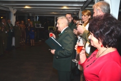 25_20161115_1969453213